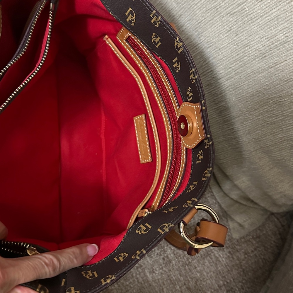 Dooney & Bourke Signature Tammy Tote - Picture 7 of 8